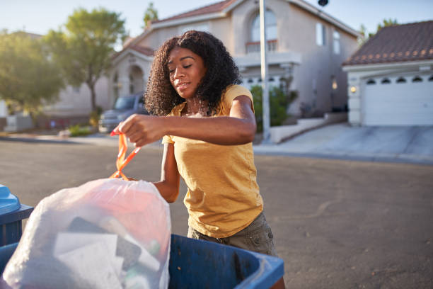 Best Basement Cleanout Services  in Aquebogue, NY